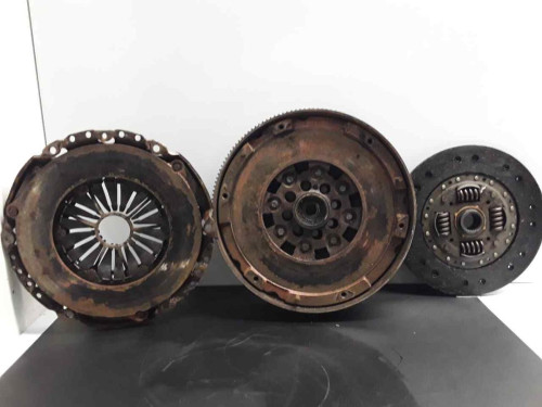 KIT EMBRAGUE Mercedes-Benz CLK (BM 209) COUPE 