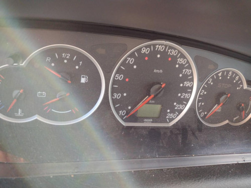 CITROEN C5 BERLINA — vehículo donante para recambios 