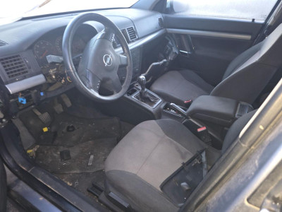 OPEL VECTRA C BERLINA