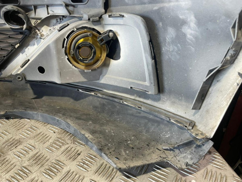 PARAGOLPES DELANTERO 