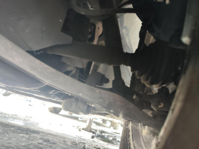 BRAZO SUSPENSION DELANTERO DERECHO