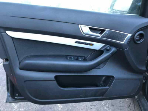  AUDI A6 BERLINA (4F2) 
