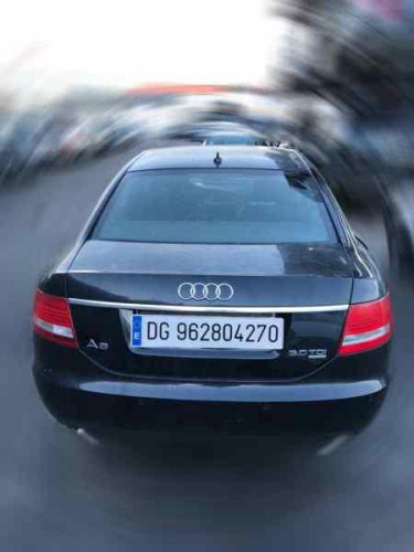 AUDI A6 BERLINA (4F2) 