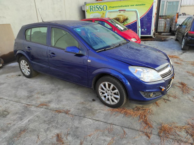 OPEL ASTRA H BERLINA