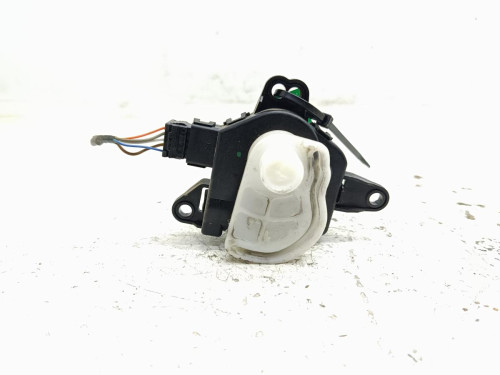MOTOR TRAMPILLA CALEFACCION Kia SPORTAGE (QL) 