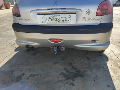 PARAGOLPES TRASERO Peugeot 206 (1998->)