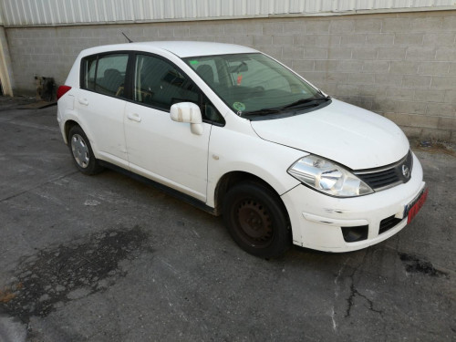 NISSAN TIIDA (C11X/SC11X) — vehículo donante para recambios 