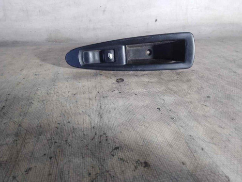 MANDO ELEVALUNAS TRASERO IZQUIERDO CITROEN C4 BERLINA 