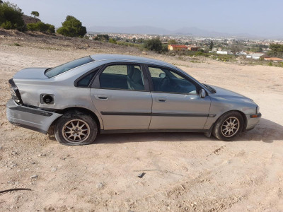 VOLVO S80 BERLINA