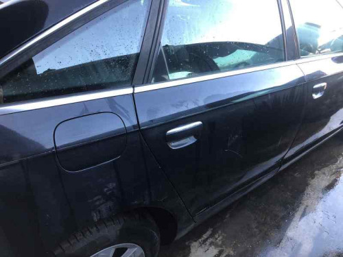 AUDI A6 BERLINA (4F2) — vehículo donante para recambios 