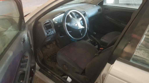  TOYOTA AVENSIS BERLINA (T22) 