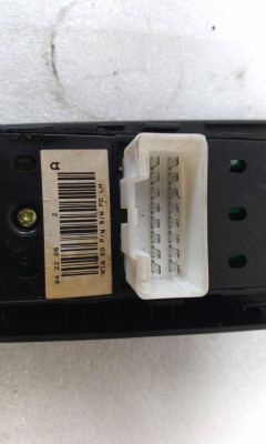 MANDO ELEVALUNAS DELANTERO IZQUIERDO, KIA, CEED (ED)
