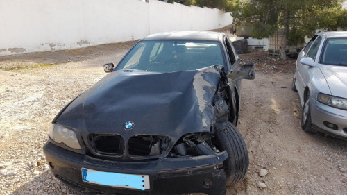 BMW SERIE 3 BERLINA (E46) — автомобиль-донор на запчасти 