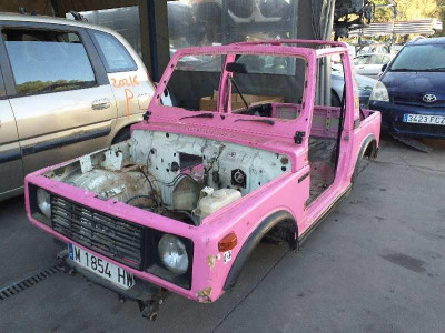 SUZUKI SAMURAI (SJ)