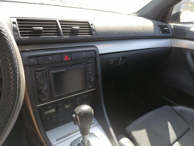 AUDI A4 BERLINA (8E)