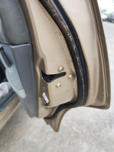 CERRADURA PUERTA TRASERA DERECHA CHEVROLET LACETTI 