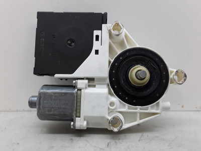 MOTOR ELEVALUNAS DELANTERO DERECHO, Volkswagen, GOLF PLUS V (5M1)
