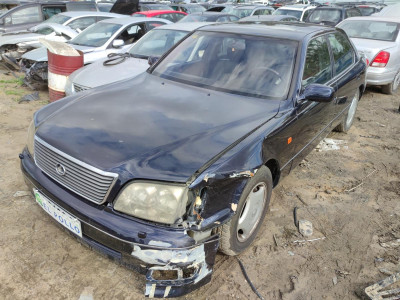 LEXUS LS 400 (UCF20)