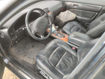 LEXUS LS 400 (UCF20)