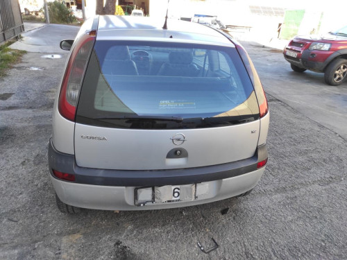 OPEL CORSA C — vehículo donante para recambios 