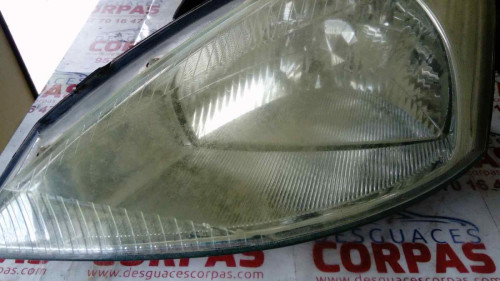 FARO IZQUIERDO Ford FOCUS BERLINA (CAK) 