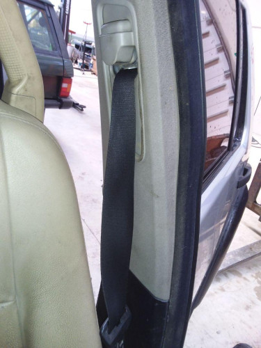 CINTURON SEGURIDAD DELANTERO IZQUIERDO LAND ROVER DISCOVERY 