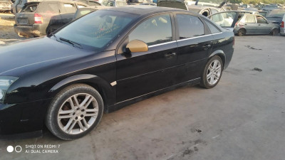 OPEL VECTRA C BERLINA