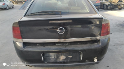 OPEL VECTRA C BERLINA