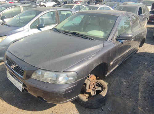  VOLVO S60 BERLINA 