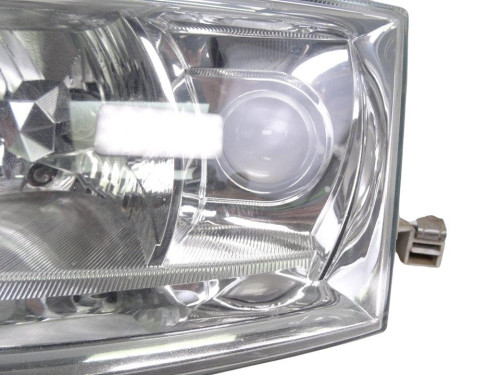  FARO IZQUIERDO SKODA OCTAVIA BERLINA (1U2) 