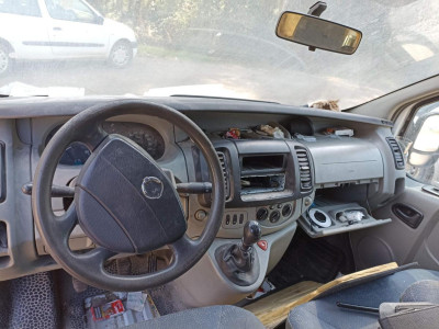 NISSAN PRIMASTAR (X83)