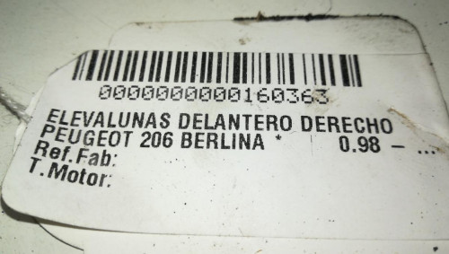  ELEVALUNAS DELANTERO DERECHO 