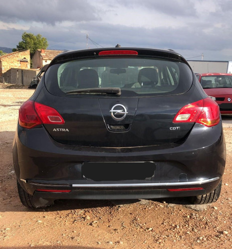 OPEL ASTRA J BERLINA 5P — автомобиль-донор на запчасти 