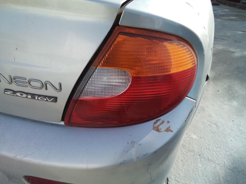  PILOTO TRASERO DERECHO CHRYSLER NEON PL2000 