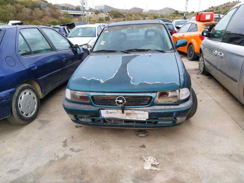  OPEL ASTRA F BERLINA 