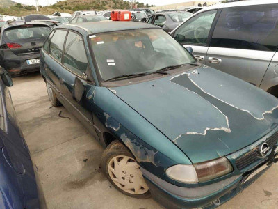 OPEL ASTRA F BERLINA