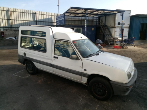  RENAULT RAPID /EXPRESS (F40) 