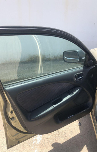 TOYOTA AVENSIS BERLINA (T22) — автомобиль-донор на запчасти 