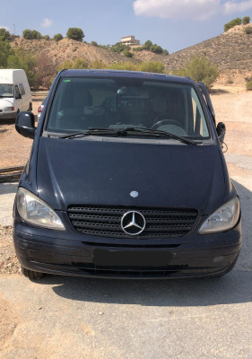 MERCEDES-BENZ VITO BASIC-KOMBI (639)