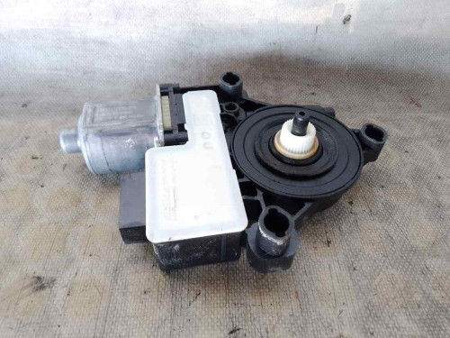 MOTOR ELEVALUNAS TRASERO DERECHO SEAT IBIZA (KJ1) 