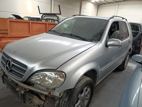 MERCEDES-BENZ CLASE ML (BM 163) — автомобиль-донор на запчасти 