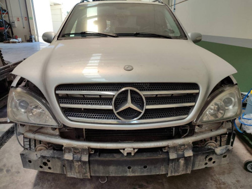 MERCEDES-BENZ CLASE ML (BM 163) — автомобиль-донор на запчасти 