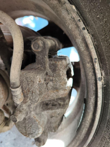 PINZA DE FRENO DELANTERA DERECHA HYUNDAI TERRACAN (HP) 