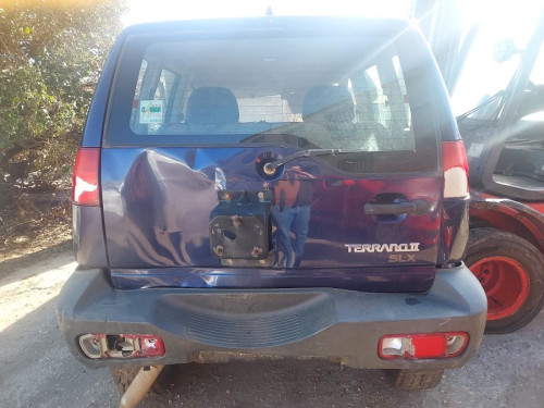 NISSAN TERRANO II (R20) — vehículo donante para recambios 