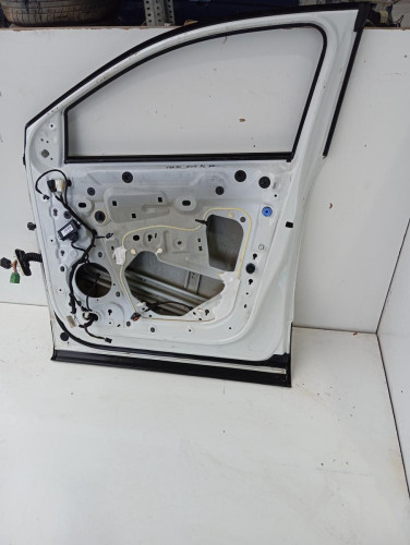  PUERTA DELANTERA DERECHA PEUGEOT 3008 