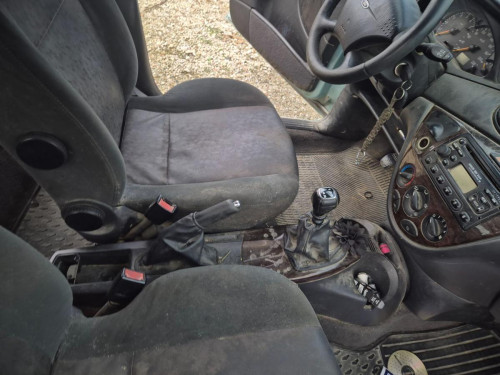  FORD FOCUS FAMILIAR (CAK) 