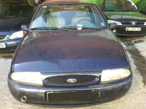  FORD FIESTA BERLINA 