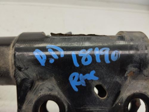 AMORTIGUADOR DELANTERO DERECHO TOYOTA AURIS (E18) 