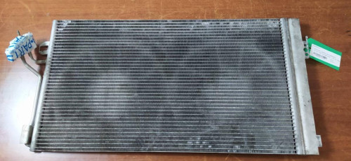 CONDENSADOR / RADIADOR AIRE ACONDICIONADO Mercedes-Benz VITO KOMBI (639) 