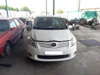 TOYOTA AURIS (E15)